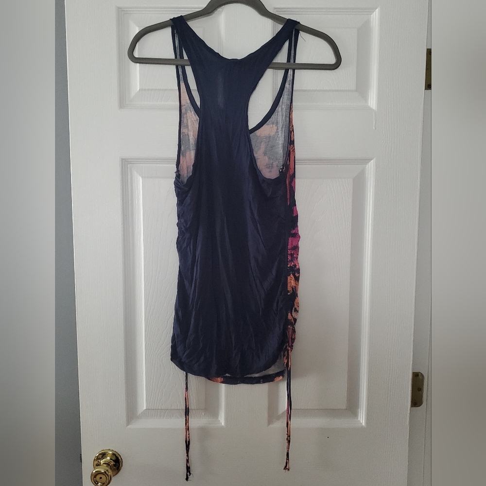 Hangten multicolored tank with size rushing with drawstring size large - Picture 2 of 6